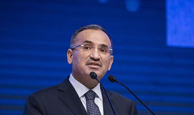 Adalet Bakanı Bozdağ’dan CHP’nin başörtüsüyle ilgili kanun teklifine ilişkin değerlendirme