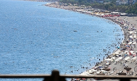 Antalya'da oteller dopdolu