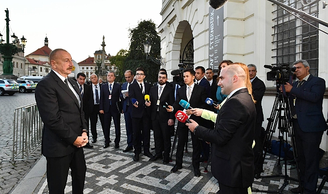 Azerbaycan Cumhurbaşkanı Aliyev: “Her seferinde barışa biraz daha yaklaşıyoruz”