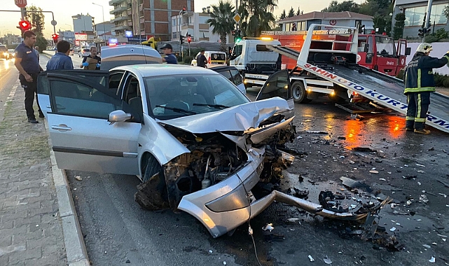 Baba ve polis oğlunu kaza ayırdı