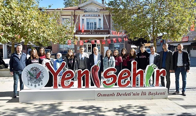 Başarılı öğrenciler arkadaşlarına başarının sırrını anlattı