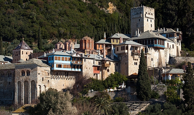 Bu adaya dişi hayvanlar bile giremiyor!