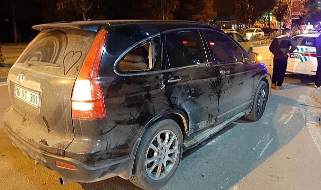 Bursa'da cipe çarpan motosiklet sürücüsü yola savruldu!