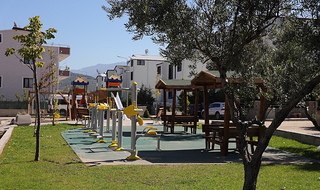 Bursa'da yeni parklarda ahşap dönemi başladı