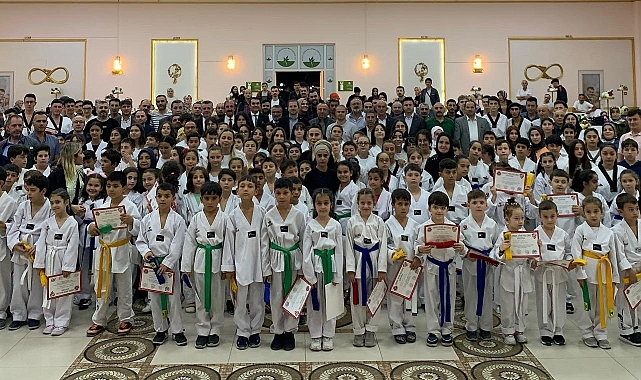 Bursalı 116 sporcu kuşak sınavından başarıyla geçti