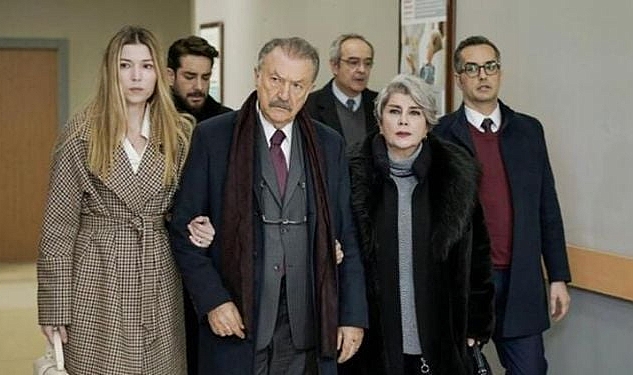 Camdaki Kız ekibinden sürpriz doğum günü kutlaması