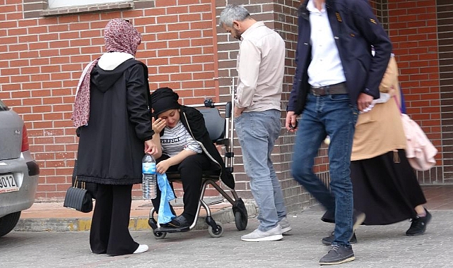 Çok sayıda personel yemekten zehirlendi