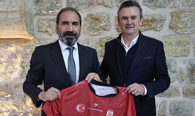 Cristian Balaj, Sivasspor camiasından özür diledi