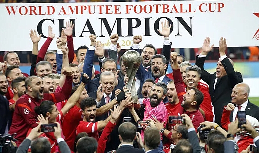 Cumhurbaşkanı Erdoğan'dan Milli Takım'a destek