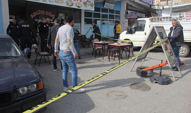 Davalı oldukları gencin babasını katletti
