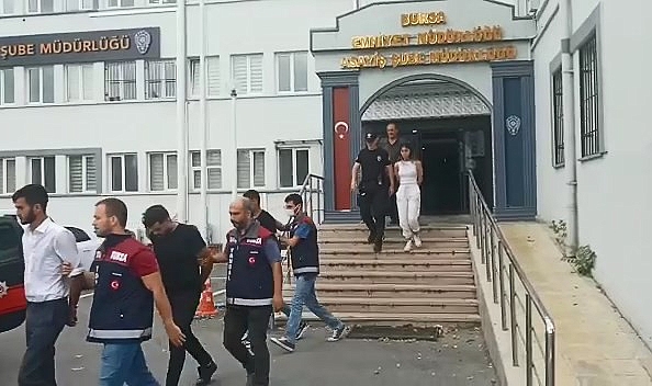 Devre mülk dolandırıcıları tutuklandı