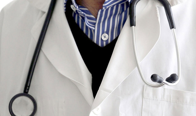 Doktor, istirahat raporu için para istedi