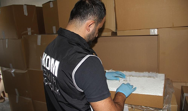 Eş zamanlı operasyon: Milyonlarcası ele geçirildi