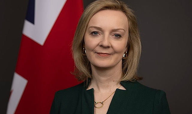 Eski Başbakan Truss: "Daha parlak günlerin beklediğini biliyorum"