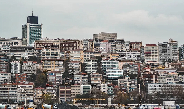Ev bulamayan yabancılar apart otelleri doldurdu