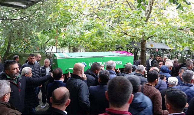 Evde çıkan yangında öldüğü sanılan Büşra'nın, cinayete kurban gittiği öğrenildi