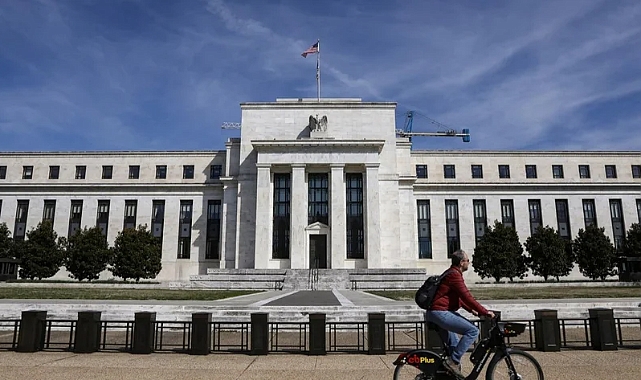 Fed Başkanı'na faiz artışı uyarısı
