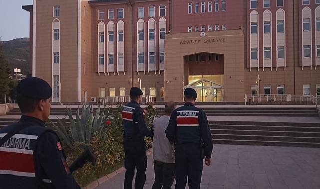 FETÖ firarisi jandarma uygulamasında yakalandı