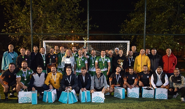 Fuat Sakarya şampiyonu Nilüfer Belediyespor