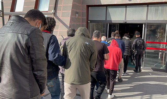 Fuhuş operasyonunda 9 tutuklama