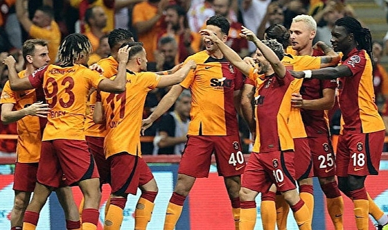 Galatasaray'da forma savaşı