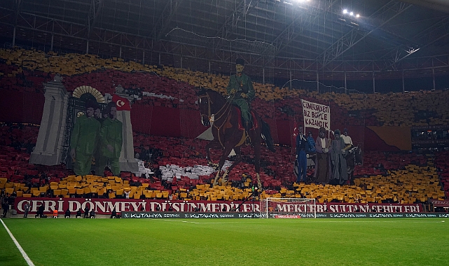 Galatasaray'dan 29 Ekim temalı koreografi