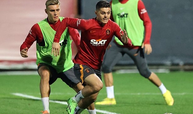 Galatasaray, hazırlıklarına devam etti