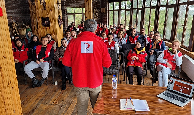Genç Kızılay Bursa 'Afete hazır'
