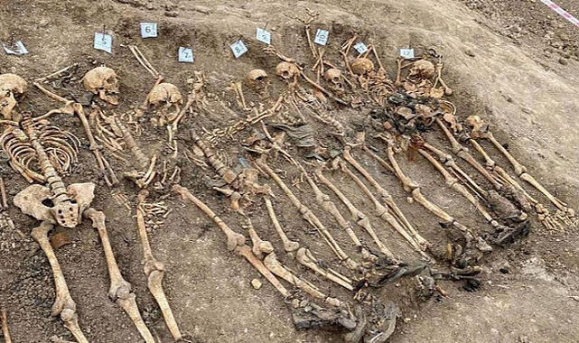 Hacıyev, Hocavend’deki toplu mezarlığın görsellerini paylaştı