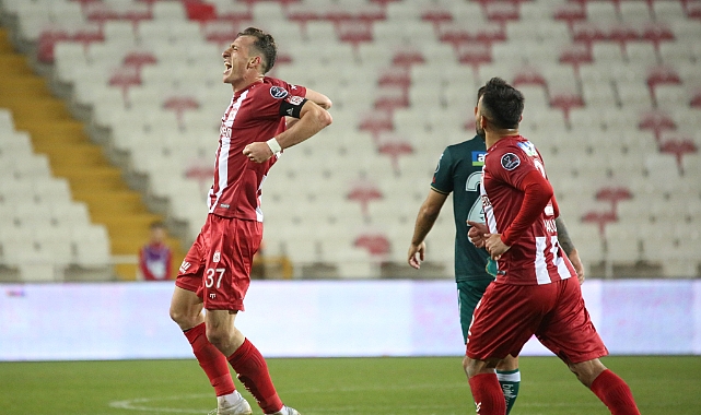Hakan Arslan gol sayısını 2’ye çıkarttı