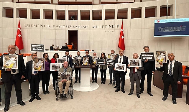 HDP milletvekillerinden TBMM’de eylem!