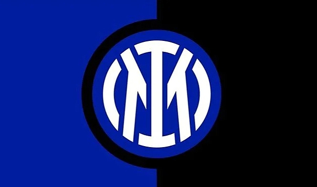 Inter'in eski yıldızı futbolu bırakıp basketbola başladı