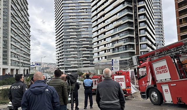 Kadıköy’de alevlere teslim olan rezidansta yeniden yangın çıktı