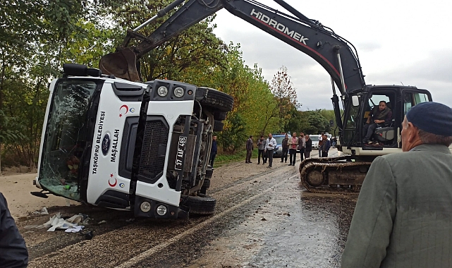 Kamyon ile tır çarpıştı! 1 yaralı