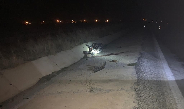 Kamyonetin çarptığı motosikletin sürücüsü öldü