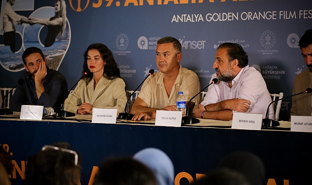 “Karanlık Gece” 59. Altın Portakal Film Festivali'nde izleyicilerin beğenisine sunuldu