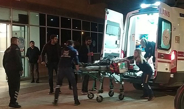 Kavga eden iki çocuk birbirini bıçakladı