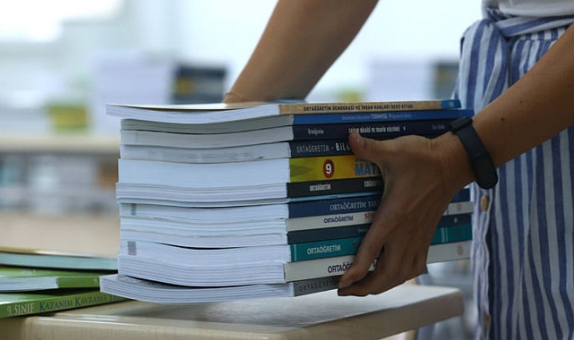 Kaynak kitap tartışması sürüyor