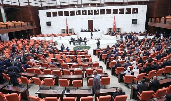 Limanların özelleştirilmesine yönelik madde kanun teklifinden çıkarıldı