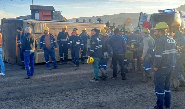 Madeni işçilerini taşıyan servis devrildi: Çok sayıda yaralı