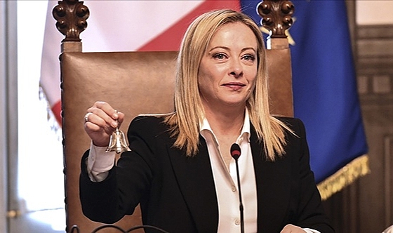 Meloni ilk aşamayı geçti