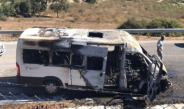 Öğrenci servisinde yangın çıktı