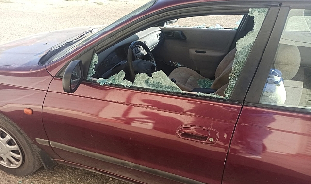 Park halindeki otomobile ateş edildi
