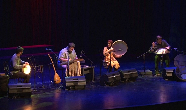 Sanatseverler Sedat Anar konserinde buluştu