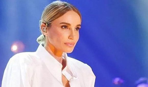 Şarkıcı Gülşen hakim karşısında
