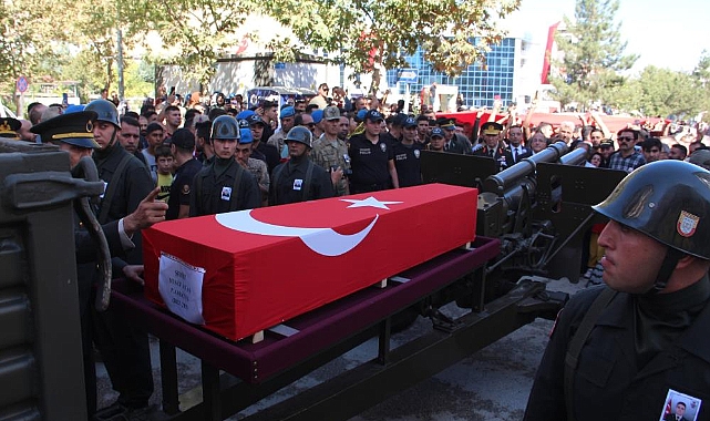 Şehit Ataş'a acı veda...