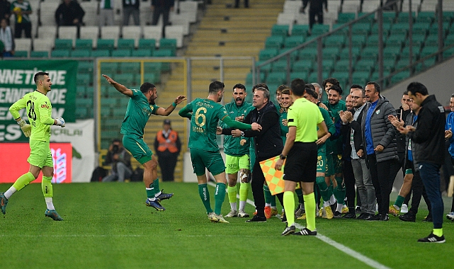 Tahsin Tam, üç oyuncudan vazgeçmiyor