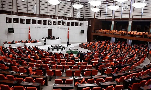 TBMM'de 'dezenformasyonla mücadele düzenlemesi' görüşülecek