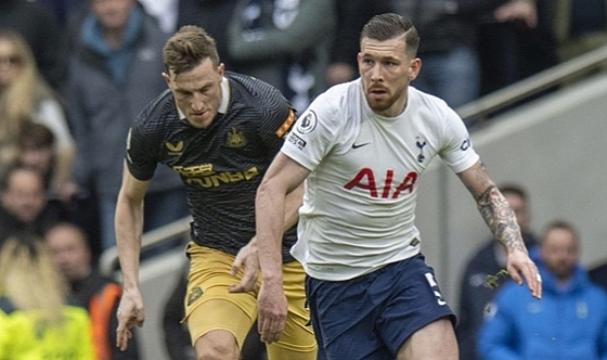 Tottenham kendi sahasında kaybetti: 1-2