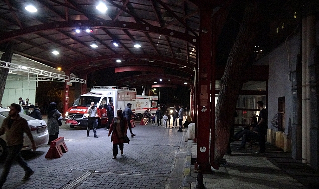 Trafikte yol verme kavgası: 2’si ağır 4 yaralı